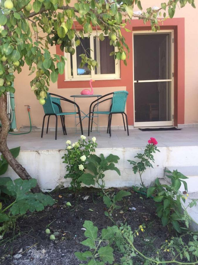 Domenica House Lejlighed Kondaraíni Eksteriør billede
